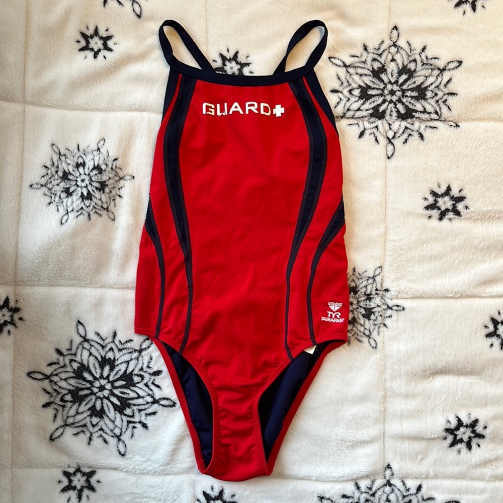 TYR Lifeguard Suit size 28